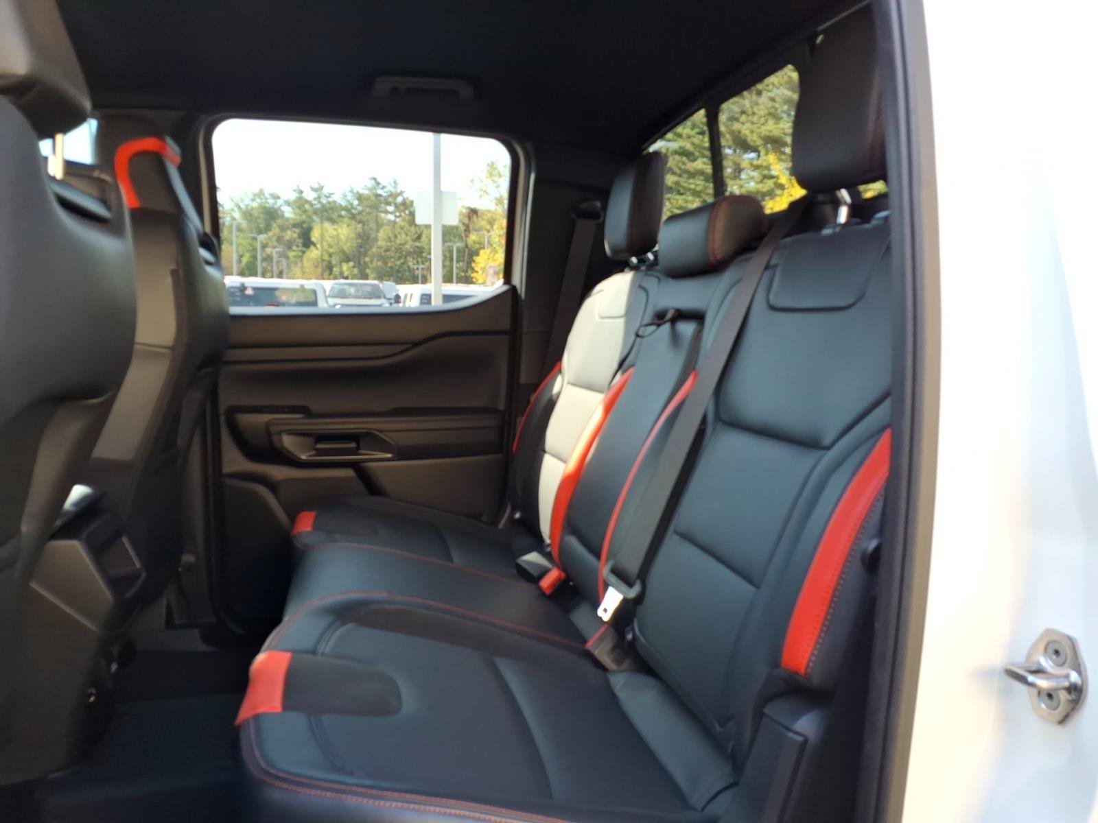 Used 2025 Ford Ranger Raptor AWD/4WD image 31