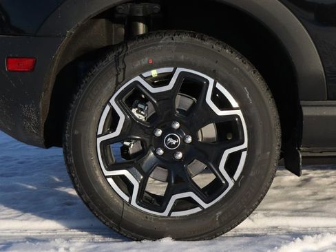 New 2025 Ford Bronco Sport Outer Banks w/ Outer Banks Tech Package+ AWD/4WD image 44