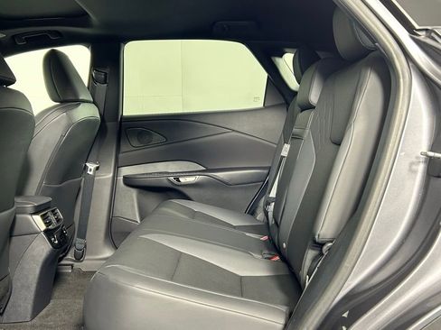 Used 2023 Lexus RX 350 Premium image 17