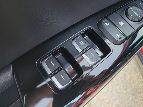 Used 2021 Kia Sportage SX FWD image 17