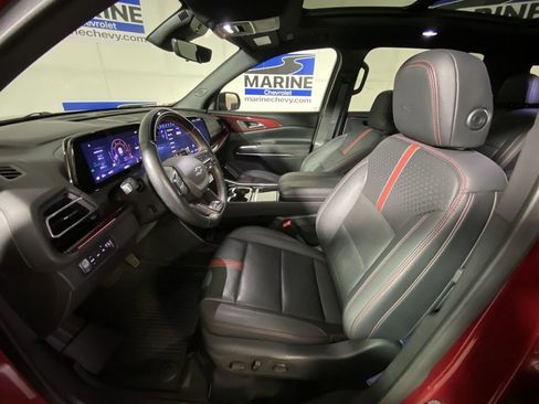 Certified 2024 Chevrolet Traverse RS w/ LPO, Floor Liner Package AWD/4WD image 25