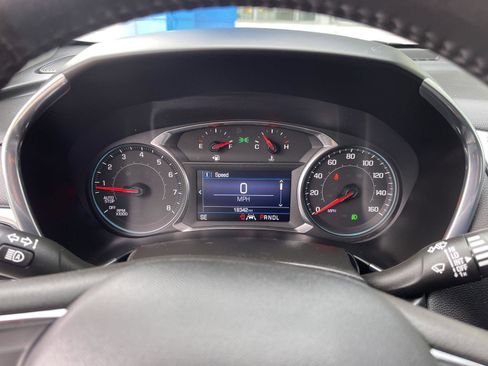 Used 2021 Chevrolet Equinox LT FWD image 22
