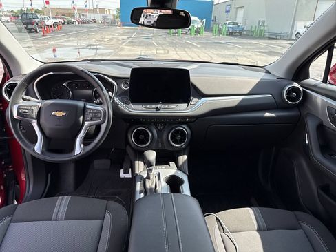 Used 2024 Chevrolet Blazer LT w/ Convenience Package FWD image 14