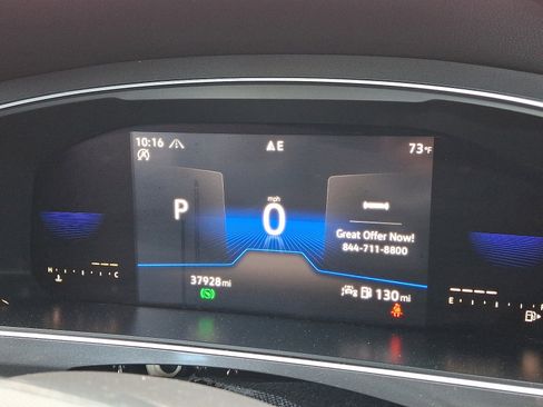 Used 2022 Volkswagen Tiguan SE image 20