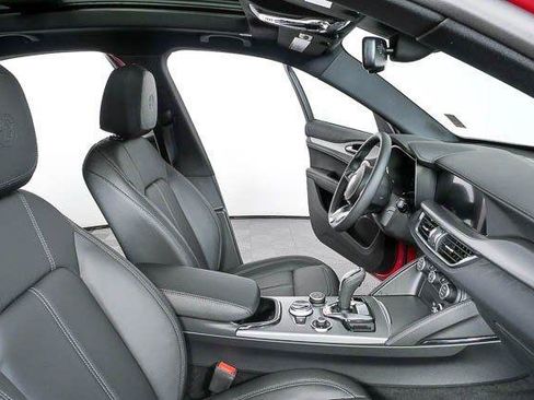 New 2026 Alfa Romeo Stelvio Sprint AWD/4WD image 23