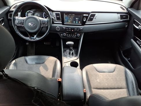 Used 2017 Kia Niro FWD image 10