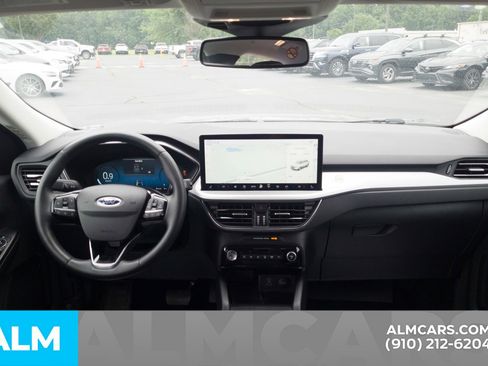 Used 2023 Ford Escape Platinum image 20