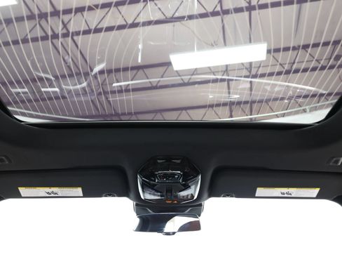 Used 2023 BMW 740i w/ Parking Assistance Package RWD image 41
