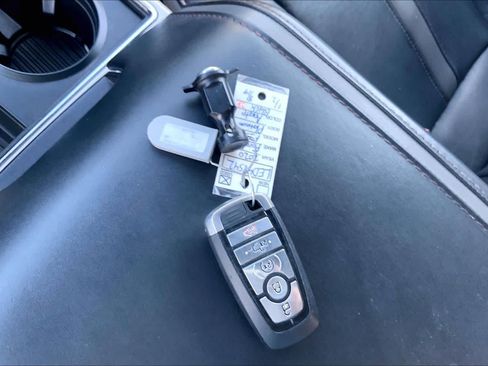 Certified 2020 Ford F350 Platinum AWD/4WD image 14