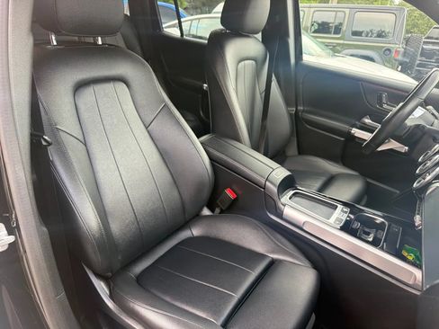 Used 2024 Mercedes-Benz EQB 250+ image 20
