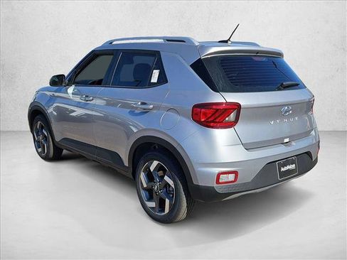 New 2026 Hyundai Venue SEL FWD image 9