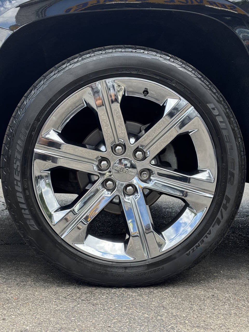 Used 2018 GMC Yukon Denali w/ Open Road Package AWD/4WD image 32