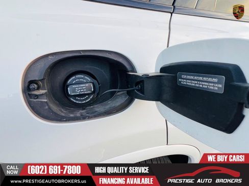 Used 2017 Porsche Cayenne Platinum Edition AWD/4WD image 55