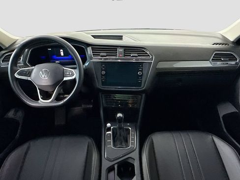 Used 2022 Volkswagen Tiguan SE FWD image 13
