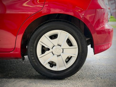 Used 2013 Honda Fit image 20