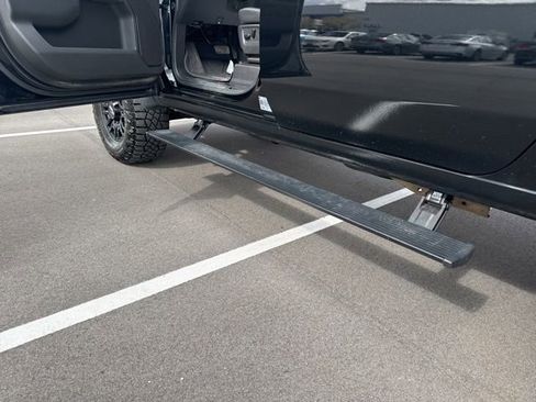 Used 2024 Chevrolet Silverado 2500 ZR2 image 14