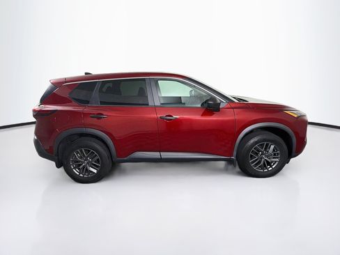 Used 2023 Nissan Rogue S FWD image 10