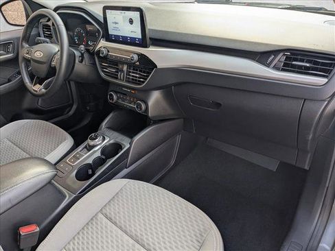 Certified 2022 Ford Escape SE w/ SE Sport Appearance Package FWD image 21