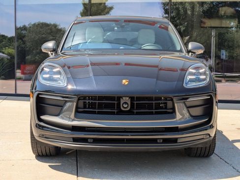 Used 2025 Porsche Macan Turbo image 6