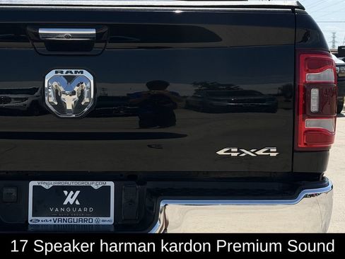 Used 2022 RAM 2500 Limited AWD/4WD image 9