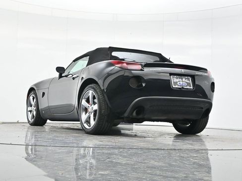 Used 2009 Pontiac Solstice GXP w/ Premium Package image 39