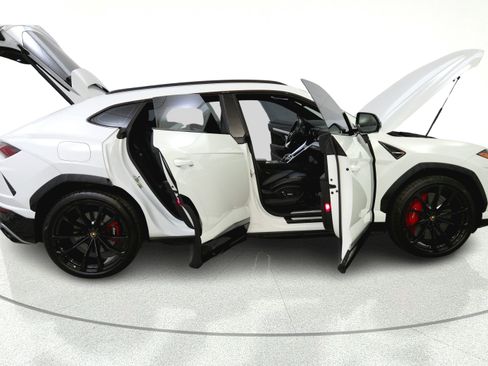 Used 2023 Lamborghini Urus S AWD/4WD image 15