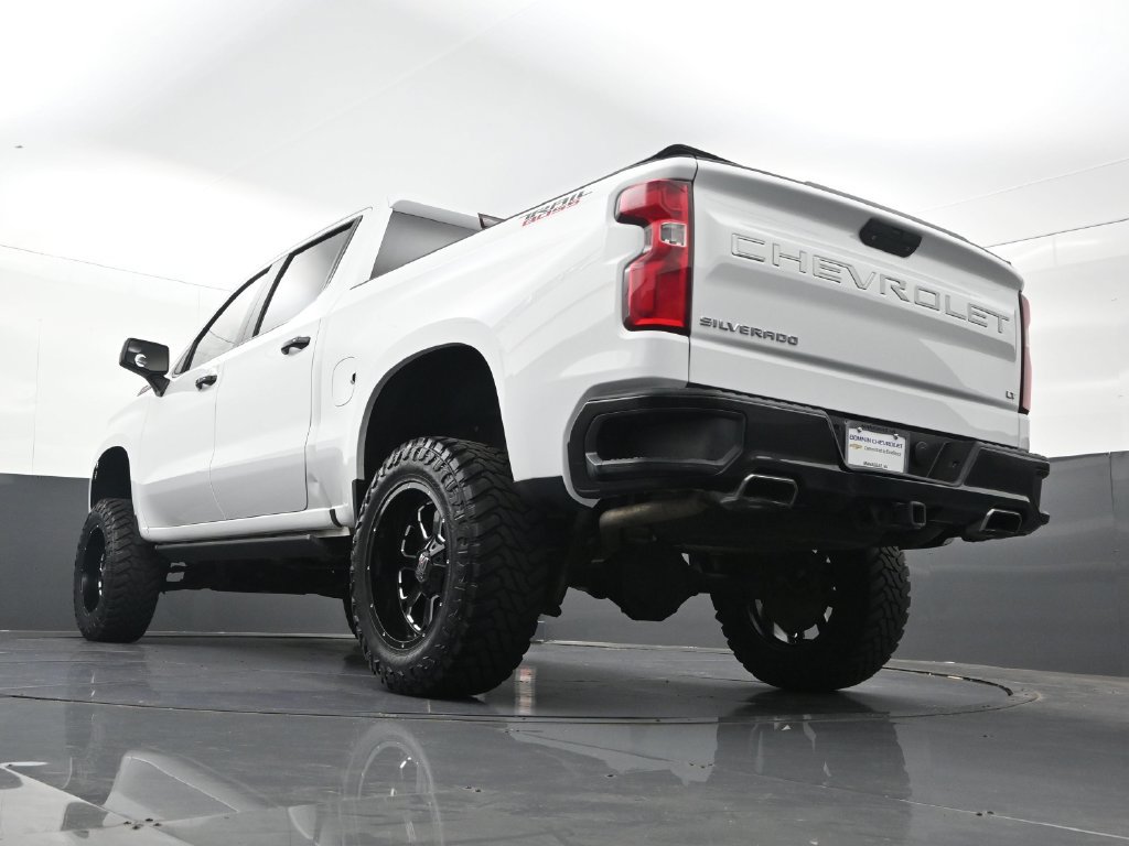 Used 2019 Chevrolet Silverado 1500 LT Trail Boss AWD/4WD image 32