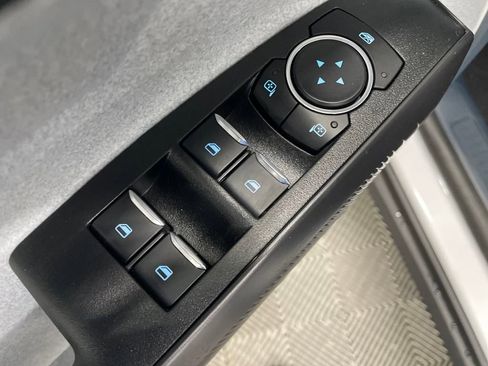 New 2025 Ford Maverick XLT w/ XLT Luxury Package image 16