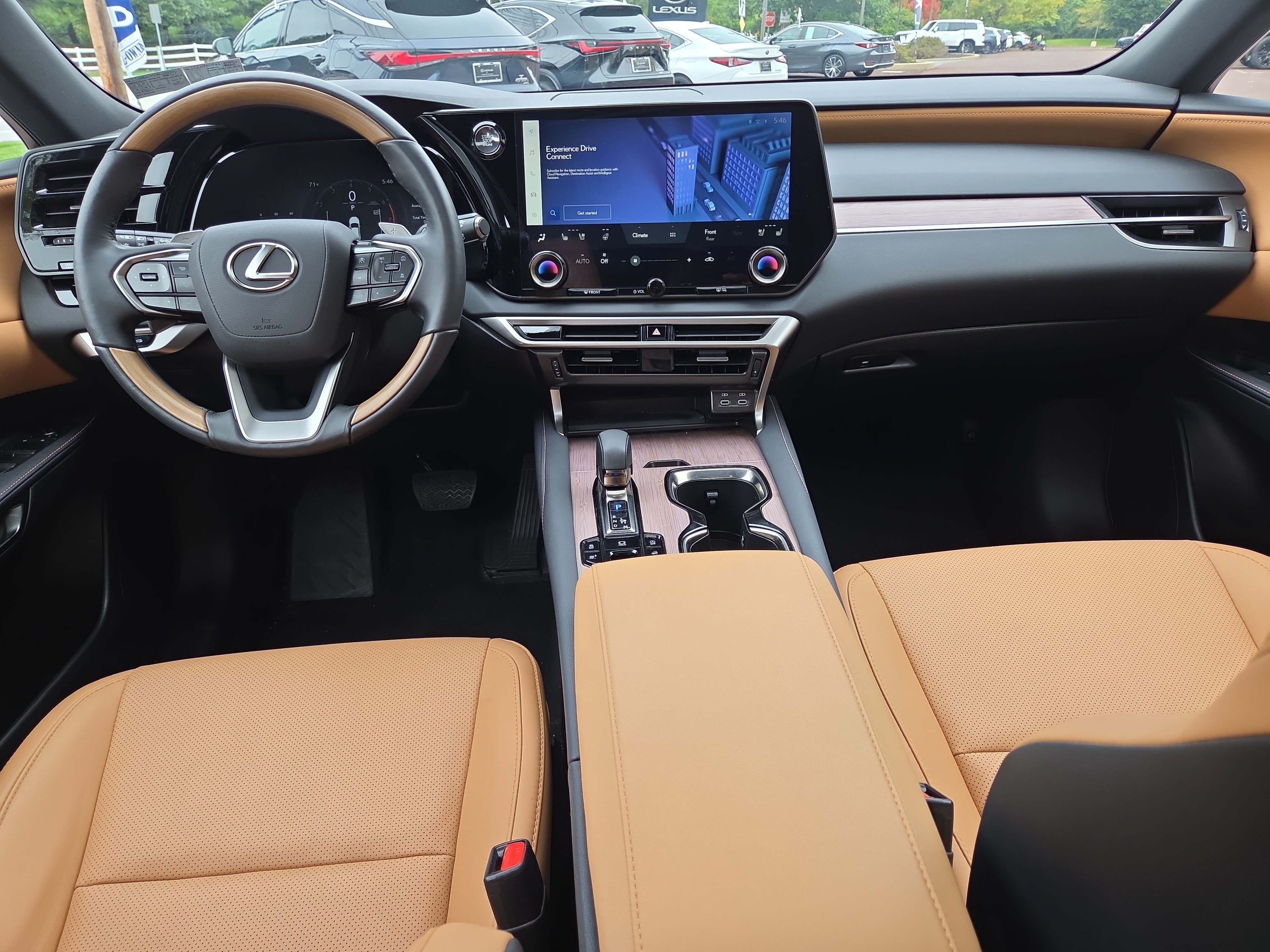 Certified 2025 Lexus RX 350 Premium w/ Kick Sensor & Tow Package AWD/4WD image 23