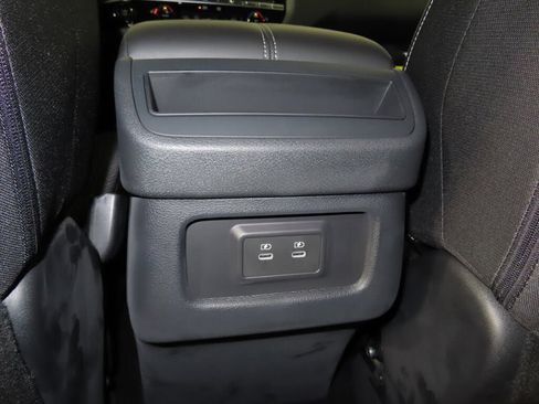 New 2026 Nissan Pathfinder SV image 15