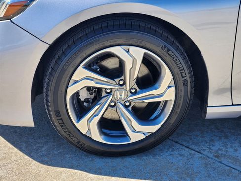 Certified 2020 Honda Accord EX-L image 11