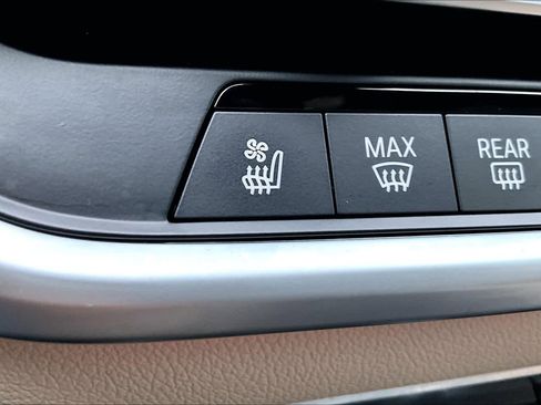 Used 2021 BMW X5 xDrive40i w/ Premium Package 3 image 34