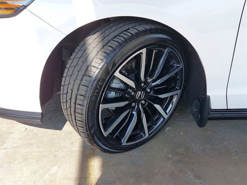 Used 2024 Honda Accord Touring image 32