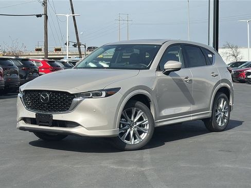 New 2025 MAZDA CX-5 AWD 2.5 S w/ Premium Plus Pkg image 1