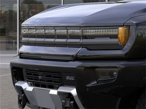 New 2024 GMC Hummer EV 2X w/ Extreme Off-Road Package image 13