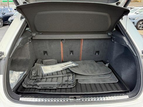 Used 2021 Audi Q3 2.0T Premium w/ Convenience Package image 5