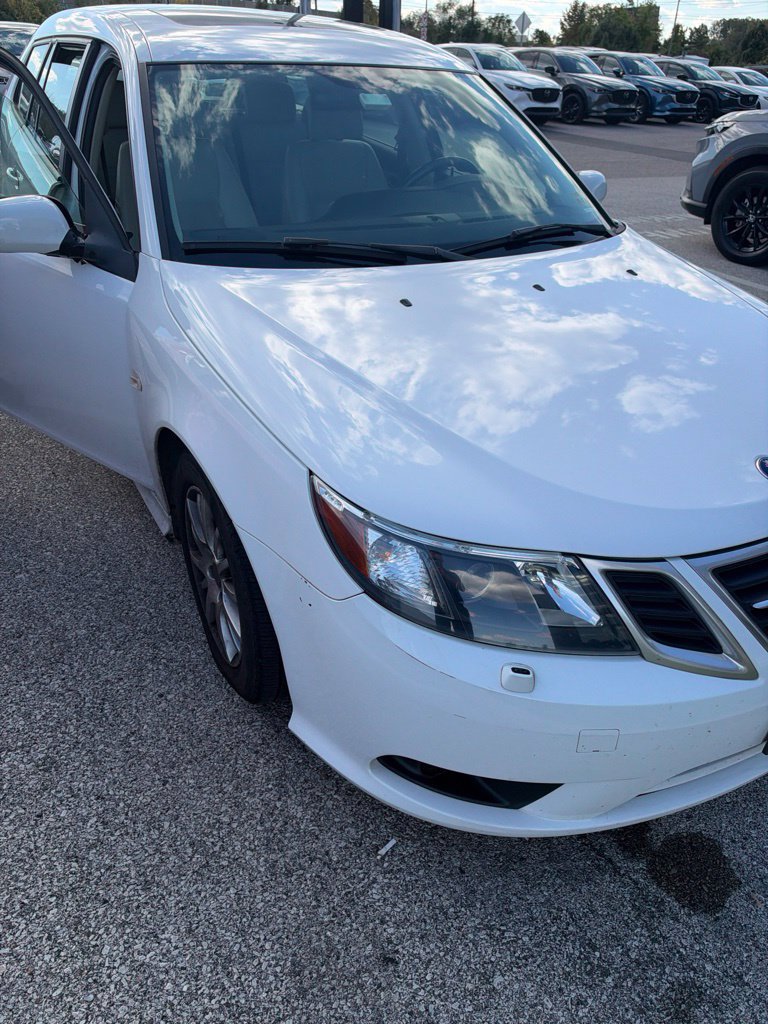 Used 2010 Saab 9-3 2.0T w/ Comfort Package FWD image 4