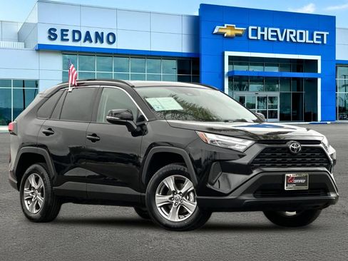 Used 2025 Toyota RAV4 XLE FWD image 2