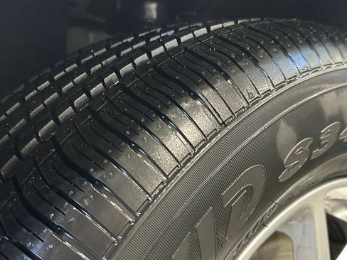 New 2026 Chrysler Pacifica Select FWD image 13