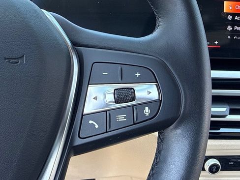 Used 2023 BMW i4 eDrive40 w/ Premium Package RWD image 26