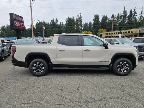 New 2026 GMC Sierra EV Elevation image 3