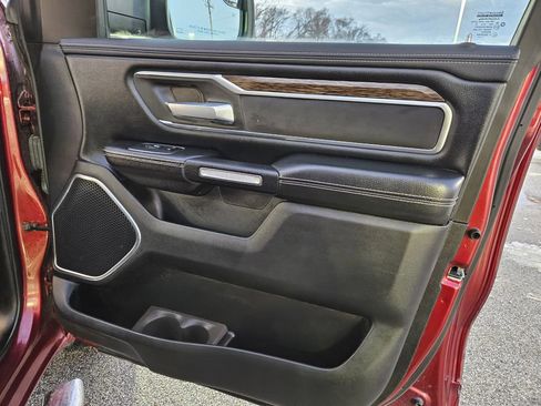 Used 2019 RAM 1500 Laramie image 33