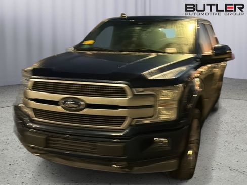 Used 2019 Ford F150 Platinum w/ Equipment Group 701A Luxury AWD/4WD image 4
