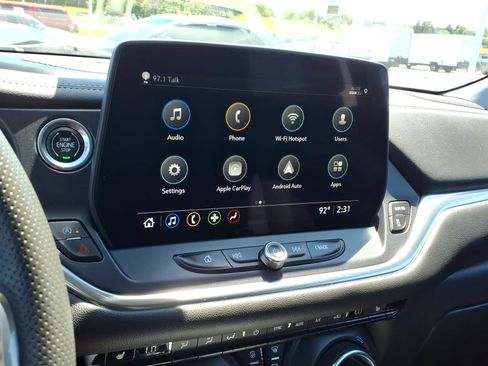 Used 2023 Chevrolet Blazer LT w/ Convenience Package FWD image 11