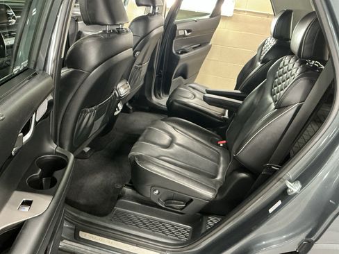 Certified 2022 Hyundai Palisade Limited AWD/4WD image 13
