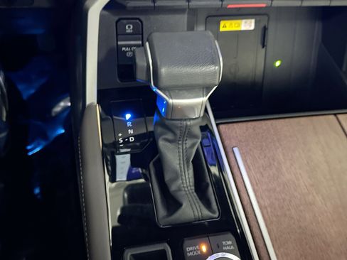 Used 2022 Toyota Tundra 1794 Edition image 28