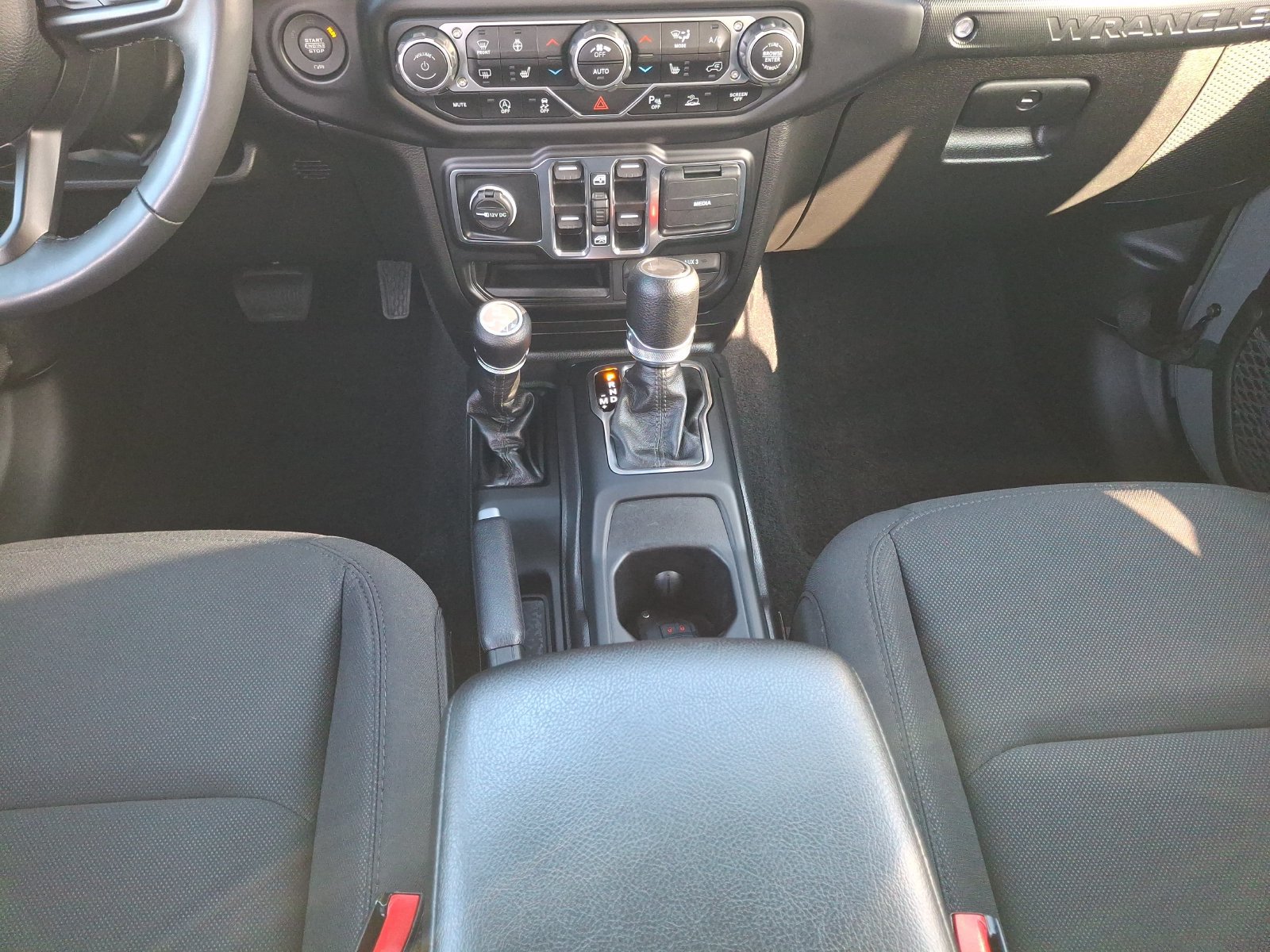 Certified 2023 Jeep Wrangler Unlimited Sport AWD/4WD image 15