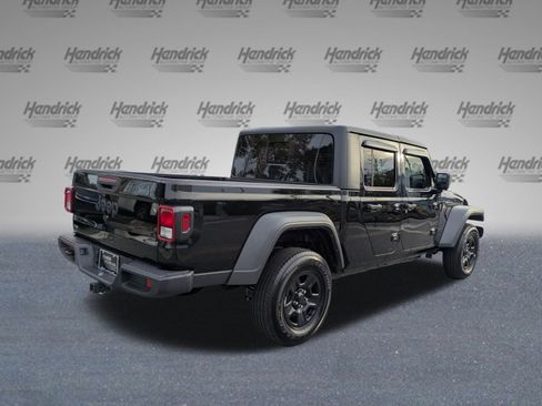 Used 2024 Jeep Gladiator Sport image 5