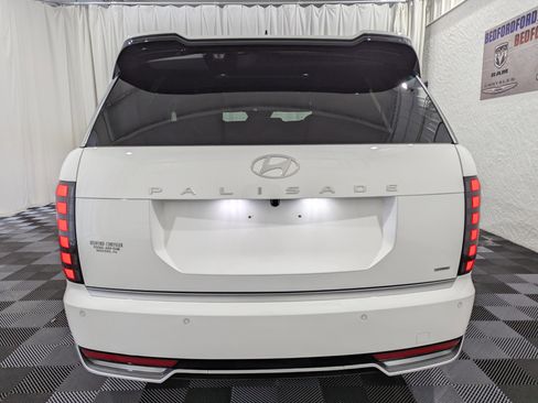 Used 2026 Hyundai Palisade Calligraphy image 9
