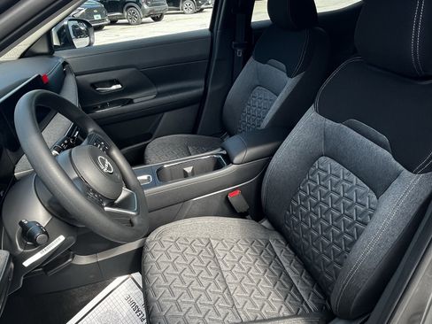 New 2026 Nissan Kicks SV w/ Cold Weather Package AWD/4WD image 13